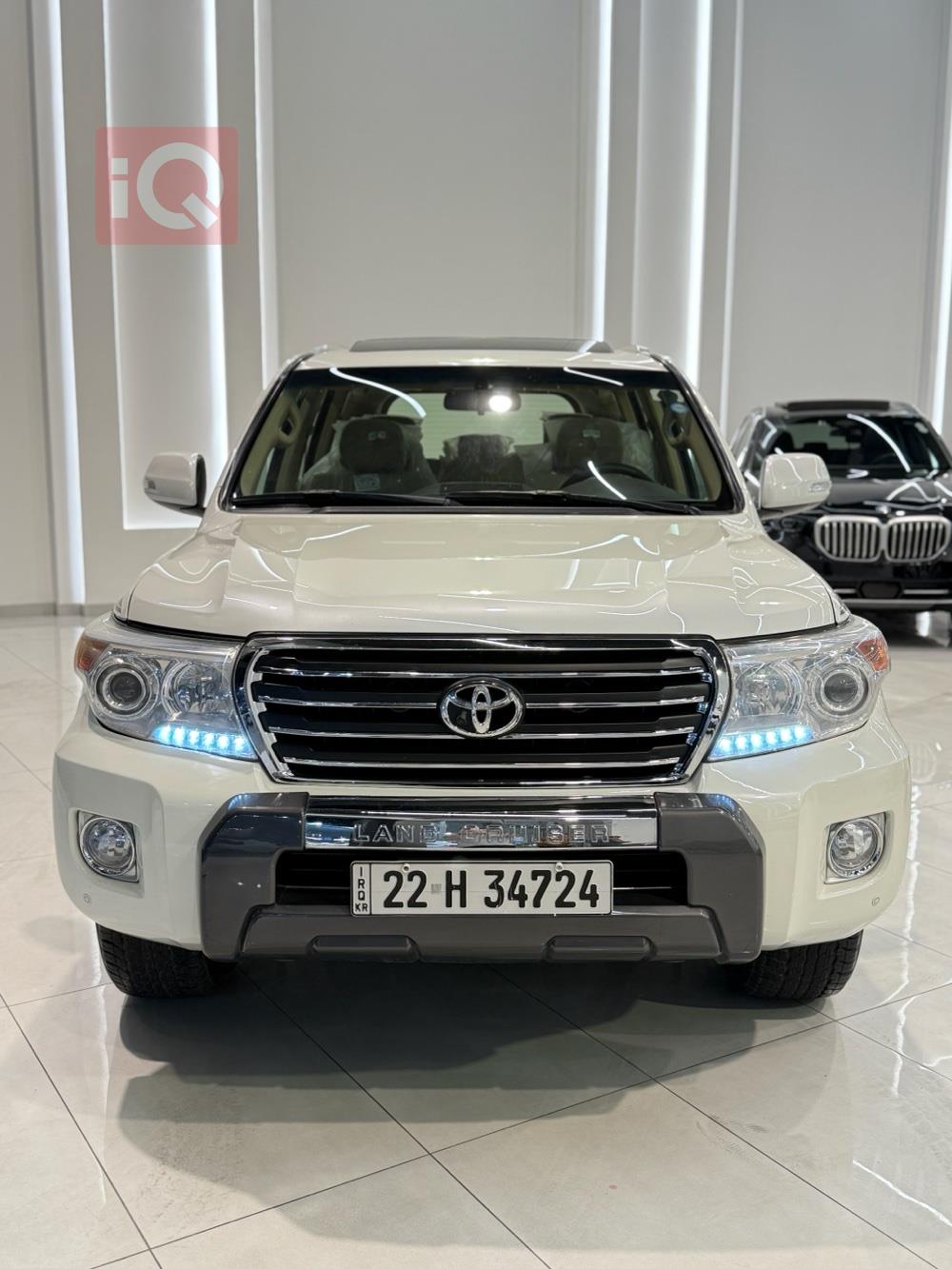 تۆیۆتا لاند کروزەر